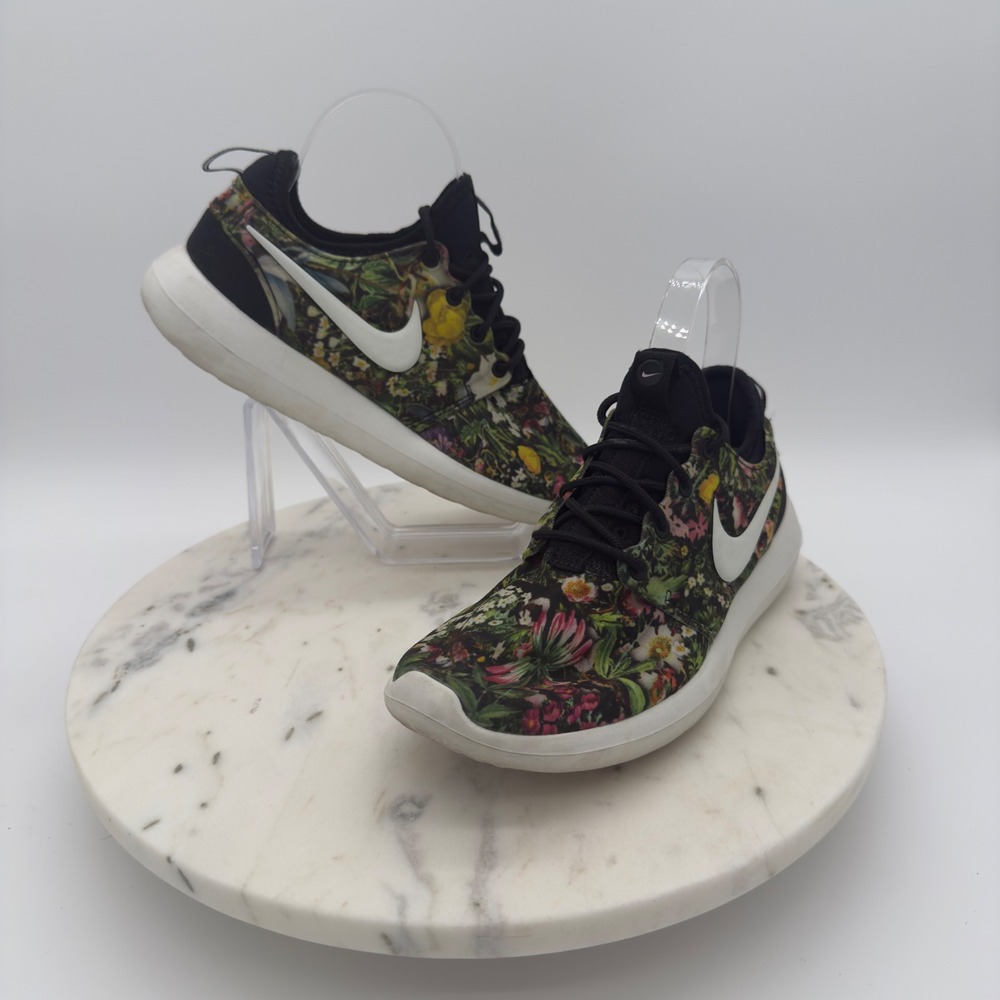 Nike Roshe One Print Womens Size 6 Black Floral Multi Color Sneakers 844933 004